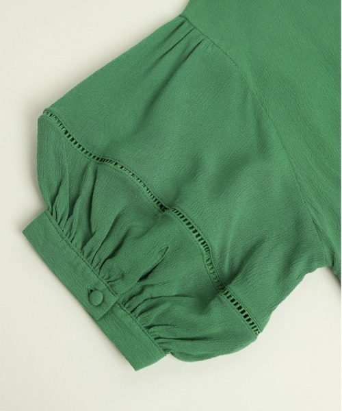 SUGAR BISKET(シュガービスケット)の「2Wayレースブラウス(シャツ/ブラウス・レディース・ホワイト/ベージュ/グリーン/ブラック・フリー)」の14枚目の写真