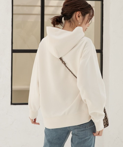 GLOBAL WORK（グローバルワーク）の「ライトクッションパーカー/281755（パーカー・レディース・アイボリー/スミクロ/グレイッシュベージュ/ライトイエロー/ピンク・MEDIUM/LARGE）」の2枚目の写真