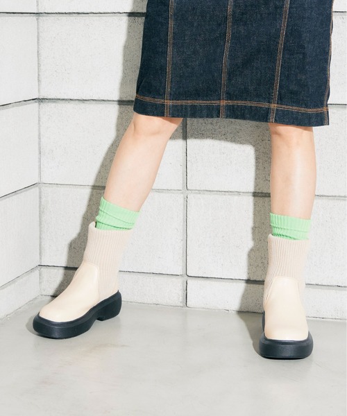 noyau(ノヤウ)の「ボリュームソールソックスブーツ(ブーツ・レディース・アイボリー/ブラック・S/M/L/LL)」の15枚目の写真