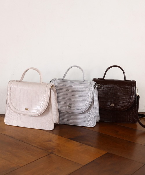 one after another NICE CLAUP（ワンアフターアナザーナイスクラップ）の「【オリジナルロゴチャーム】クロコミニBAG（ショルダーバッグ・レディース・アイボリー/ダークブラウン/ライトグレー・FREE）」の5枚目の写真