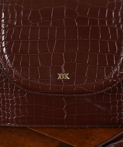 one after another NICE CLAUP（ワンアフターアナザーナイスクラップ）の「【オリジナルロゴチャーム】クロコミニBAG（ショルダーバッグ・レディース・アイボリー/ダークブラウン/ライトグレー・FREE）」の10枚目の写真
