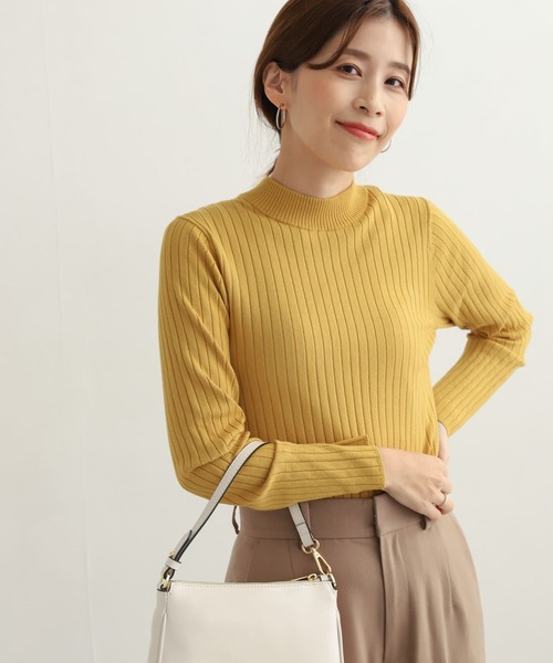 URBAN RESEARCH DOORS（アーバンリサーチドアーズ）の「ハイネックリブニット（ニット/セーター・レディース・アイボリー/ブラック/イエロー/グレー・MEDIUM）」の4枚目の写真