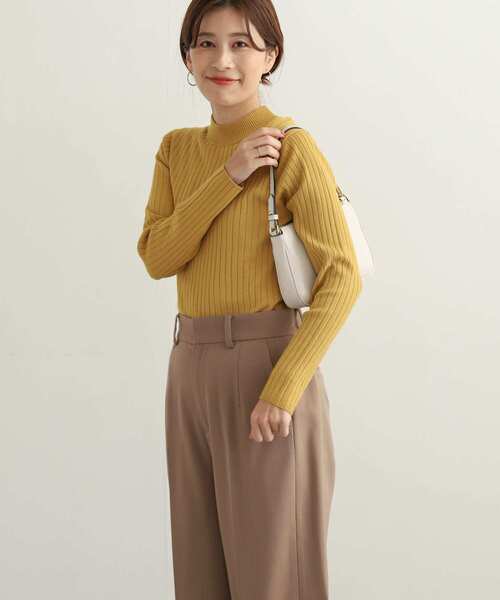 URBAN RESEARCH DOORS（アーバンリサーチドアーズ）の「ハイネックリブニット（ニット/セーター・レディース・アイボリー/ブラック/イエロー/グレー・MEDIUM）」の16枚目の写真