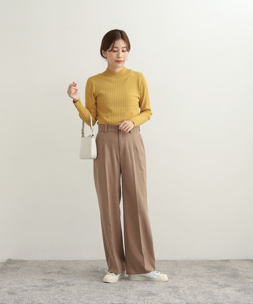 URBAN RESEARCH DOORS（アーバンリサーチドアーズ）の「ハイネックリブニット（ニット/セーター・レディース・アイボリー/ブラック/イエロー/グレー・MEDIUM）」の17枚目の写真