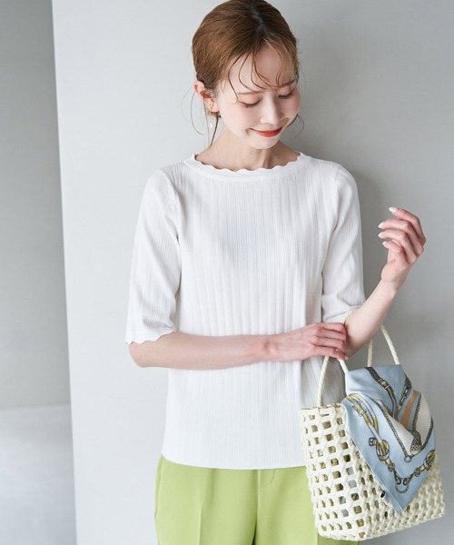ROPE' PICNIC(ロペピクニック)の「Beauty knit/スカラップネックハーフスリーブニットプルオーバー/WEB限定カラーあり(ニット/セーター・レディース・ブラック/ブラウン/サックスブルー/グリーン系その他/イエロー系その他/オフホワイト/オレンジ系その他4・38)」の14枚目の写真