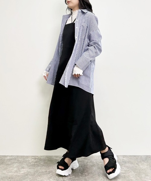 INGNI（イング）の「ホルターネックフレアキャミ／ワンピース（ワンピース・レディース・ブラック/モカ・M）」の5枚目の写真