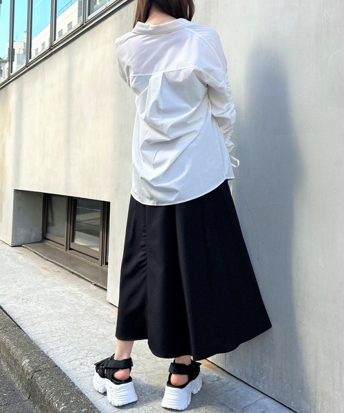 INGNI（イング）の「ホルターネックフレアキャミ／ワンピース（ワンピース・レディース・ブラック/モカ・M）」の22枚目の写真