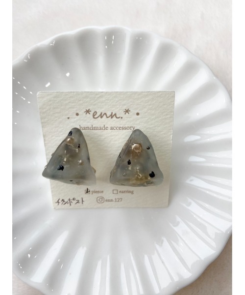tone(トーン)の「【enn】レジンピアス(MA)(ピアス(両耳用)・レディース・C/F/E/A/D/G/B/H・FREE)」の7枚目の写真