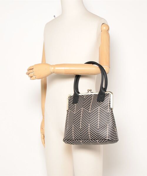 カヤ(カヤ)の「【カヤ】たおやか がま口ハンドバッグ(ハンドバッグ・レディース・ブラック/ライトブルー/ホワイト・FREE)」の12枚目の写真