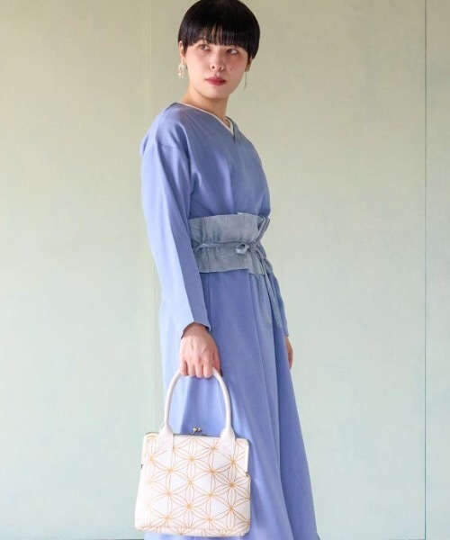 カヤ(カヤ)の「【カヤ】たおやか がま口ハンドバッグ(ハンドバッグ・レディース・ブラック/ライトブルー/ホワイト・FREE)」の14枚目の写真