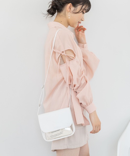 repipi armario（レピピ アルマリオ）の「フラップクリアショルダーBAG