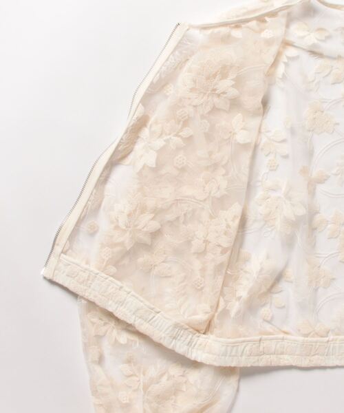 MILLION CARATS(ミリオンカラッツ)の「【STYLE4】花刺繍チュールレースブルゾン(ブルゾン・レディース・オフホワイト・FREE)」の20枚目の写真