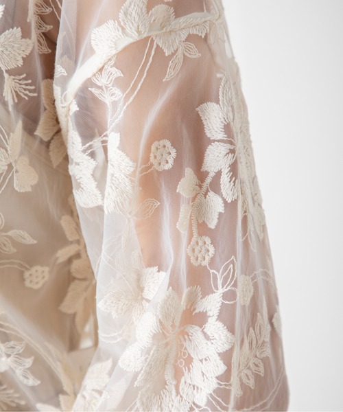 MILLION CARATS(ミリオンカラッツ)の「【STYLE4】花刺繍チュールレースブルゾン(ブルゾン・レディース・オフホワイト・FREE)」の10枚目の写真