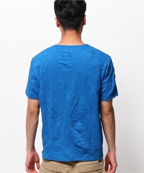 HAMNETT(ハムネット)の「【HAMNETT】 ワッシャ―T / VネックTシャツ(Tシャツ/カットソー・メンズ・ブルー・L/M/S)」の3枚目の写真