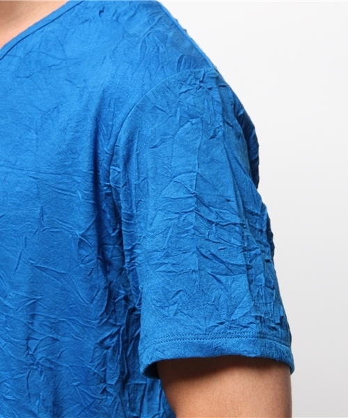 HAMNETT(ハムネット)の「【HAMNETT】 ワッシャ―T / VネックTシャツ(Tシャツ/カットソー・メンズ・ブルー・L/M/S)」の5枚目の写真