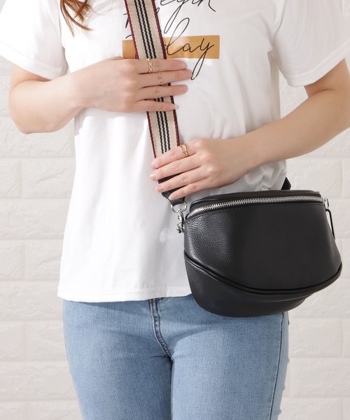 Lace Ladies（レースレディース）の「レザー調リングモチーフボディバッグ（ボディバッグ/ウエストポーチ・レディース・ブラック/ホワイト/ベージュ・FREE）」の14枚目の写真