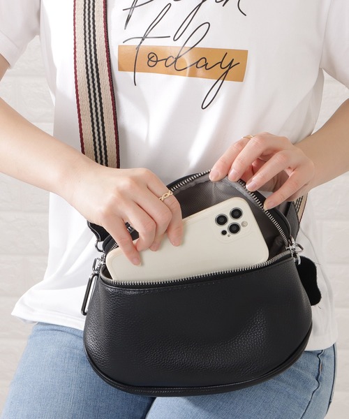 Lace Ladies（レースレディース）の「レザー調リングモチーフボディバッグ（ボディバッグ/ウエストポーチ・レディース・ブラック/ホワイト/ベージュ・FREE）」の12枚目の写真