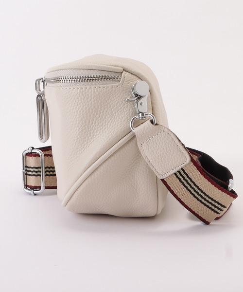 Lace Ladies（レースレディース）の「レザー調リングモチーフボディバッグ（ボディバッグ/ウエストポーチ・レディース・ブラック/ホワイト/ベージュ・FREE）」の10枚目の写真