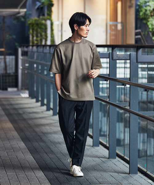 EDIFICE(エディフィス)の「ジャガードネック カルゼ ニット Tシャツ(Tシャツ/カットソー・メンズ・ブラック/チャコールグレー/ホワイト/カーキ・SMALL/MEDIUM/LARGE)」の9枚目の写真