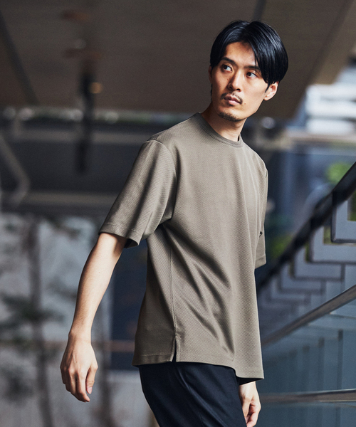 EDIFICE(エディフィス)の「ジャガードネック カルゼ ニット Tシャツ(Tシャツ/カットソー・メンズ・ブラック/チャコールグレー/ホワイト/カーキ・SMALL/MEDIUM/LARGE)」の18枚目の写真