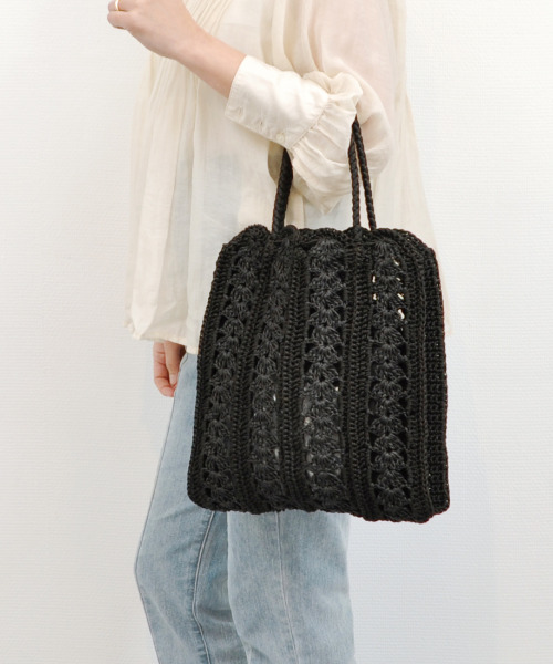 cache cache(カシュ カシュ)の「カシュカシュ cachecache / 切り替え松葉編みトートバッグ(トートバッグ・レディース・ベージュ/ブラック・FREE)」の2枚目の写真