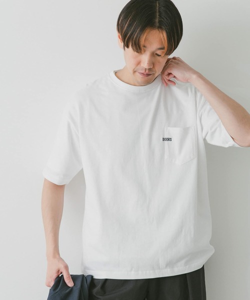 URBAN RESEARCH DOORS(アーバンリサーチドアーズ)の「『ユニセックス』ワンポイント刺繍ポケットTシャツ(Tシャツ/カットソー・メンズ・ネイビー/グリーン系その他/ブルー系その他/カーキ・SMALL/MEDIUM/LARGE)」の8枚目の写真