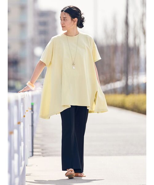 AMERICAN HOLIC（アメリカンホリック）の「キレイCotton斜めラインカットチュニック（チュニック・レディース・ライトイエロー/サックスブルー/グレイッシュベージュ/ブラック/オフホワイト・L/M）」の7枚目の写真