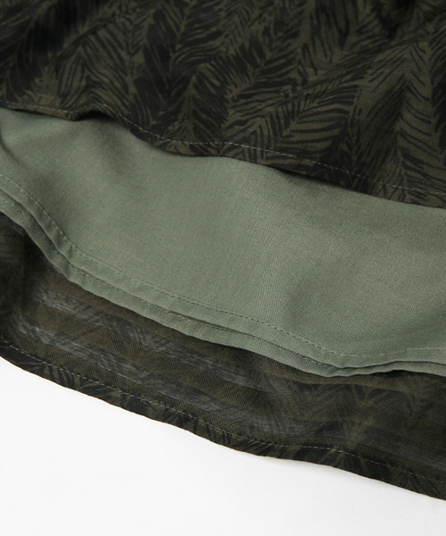 FIGARO Paris（フィガロパリ）の「◆シルクコットンボーダー葉柄プリント ロングスカート（スカート・レディース・カーキ・36/38）」の5枚目の写真