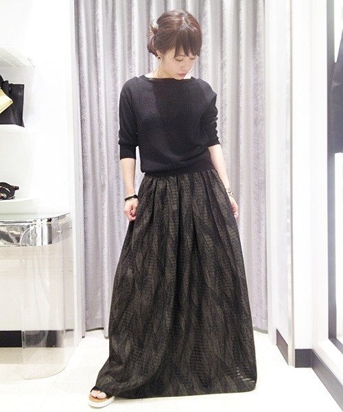 FIGARO Paris（フィガロパリ）の「◆シルクコットンボーダー葉柄プリント ロングスカート（スカート・レディース・カーキ・36/38）」の12枚目の写真