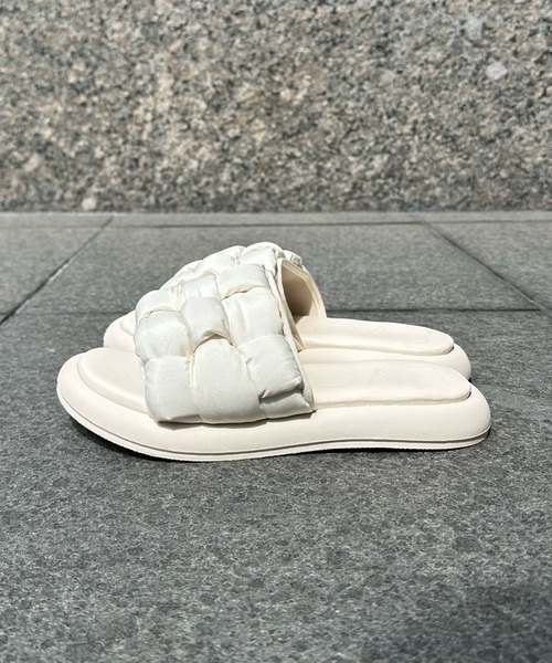 DouDou(ドゥドゥ)の「【WEB限定】パテッドメッシュサンダル(サンダル・レディース・ブラック/アイボリー・M/L)」の8枚目の写真