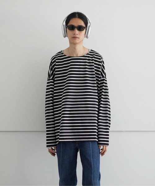 WhoWhat(フーワット)の「who what 5X CUT-SEW <LONG SLEEVE>(Tシャツ/カットソー・メンズ・ホワイト×ブラック/ブラック×ホワイト・F)」の2枚目の写真