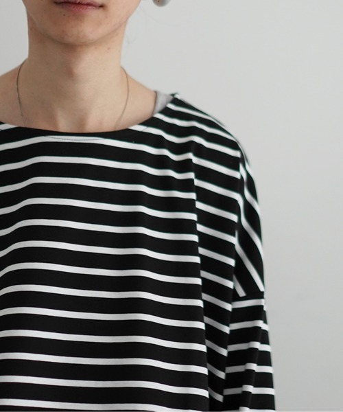WhoWhat(フーワット)の「who what 5X CUT-SEW <LONG SLEEVE>(Tシャツ/カットソー・メンズ・ホワイト×ブラック/ブラック×ホワイト・F)」の6枚目の写真