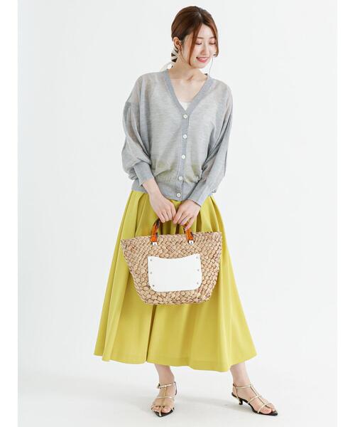 Te chichi（テチチ）の「LEVITA 袖ボリュームVネックカーディガン（カーディガン/ボレロ・レディース・ゴールド/グリーン/ブラック/オフホワイト/グレー・F）」の15枚目の写真