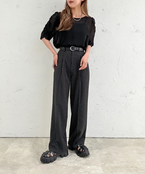 apres jour mignon(アプレジュールミニョン)の「シアー袖シャーリングプルオーバー【ZOZOTOWN限定アイテム】(シャツ/ブラウス・レディース・グレー/ブラック/ブルー・X-LARGE/フリー)」の9枚目の写真
