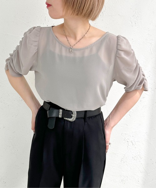 apres jour mignon(アプレジュールミニョン)の「シアー袖シャーリングプルオーバー【ZOZOTOWN限定アイテム】(シャツ/ブラウス・レディース・グレー/ブラック/ブルー・X-LARGE/フリー)」の11枚目の写真