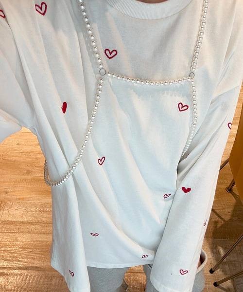 Alley by w closet（アリーバイダブルクローゼット）の「【Alley】ハート刺繍クルーネックロンT（Tシャツ/カットソー・レディース・レッド系その他/ホワイト×ブラック・FREE）」の6枚目の写真