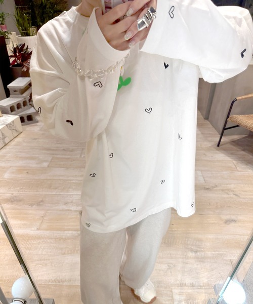 Alley by w closet（アリーバイダブルクローゼット）の「【Alley】ハート刺繍クルーネックロンT（Tシャツ/カットソー・レディース・レッド系その他/ホワイト×ブラック・FREE）」の14枚目の写真