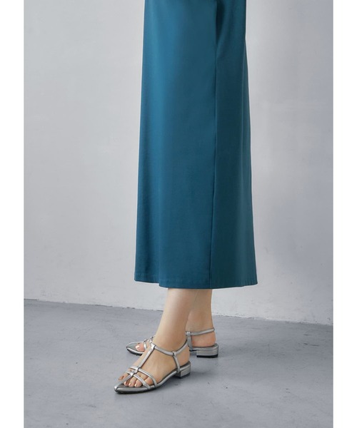 STYLE DELI(スタイルデリ)の「【Made in JAPAN】Uネックコクーンワンピース(ワンピース・レディース・ダークブルー/グレイッシュベージュ・01/02)」の6枚目の写真