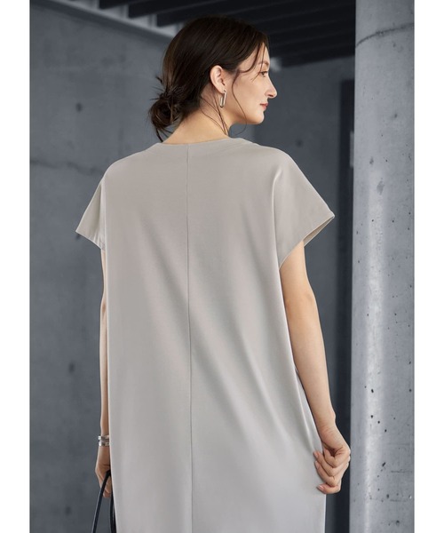 STYLE DELI(スタイルデリ)の「【Made in JAPAN】Uネックコクーンワンピース(ワンピース・レディース・ダークブルー/グレイッシュベージュ・01/02)」の20枚目の写真