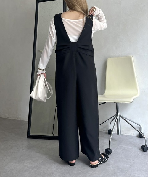 prose verse（プロズヴェール）の「バックリボンポケットパールオールインワン（つなぎ/オールインワン・レディース・ブラック・MEDIUM/MT）」の5枚目の写真