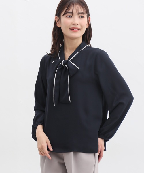 Honeys（ハニーズ）の「配色ボウタイブラウス（シャツ/ブラウス・レディース・ブラウン/ネイビー/アイボリー/グレイッシュベージュ/ブルーグリーン・M/S/LL/L/3L）」の10枚目の写真