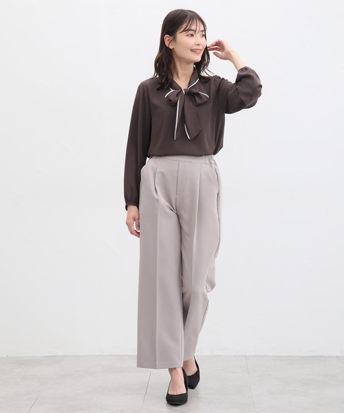 Honeys（ハニーズ）の「配色ボウタイブラウス（シャツ/ブラウス・レディース・ブラウン/ネイビー/アイボリー/グレイッシュベージュ/ブルーグリーン・M/S/LL/L/3L）」の17枚目の写真