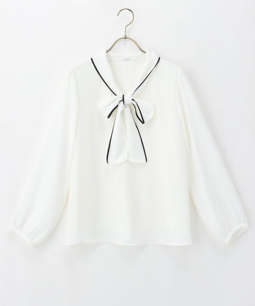 Honeys（ハニーズ）の「配色ボウタイブラウス（シャツ/ブラウス・レディース・ブラウン/ネイビー/アイボリー/グレイッシュベージュ/ブルーグリーン・M/S/LL/L/3L）」の19枚目の写真