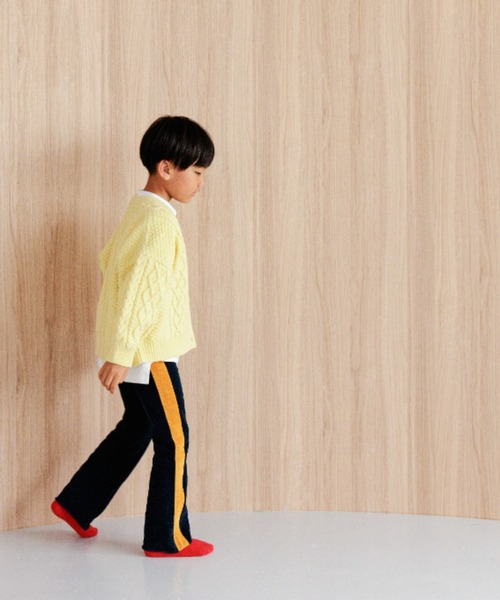 LOWRYS FARM(ローリーズファーム)の「5Gケーブルカーディガン 965467(カーディガン/ボレロ・キッズ・イエロー/チャコールグレー/ブルー/アイボリー・110cm/120cm/130cm/150cm/140cm)」の16枚目の写真