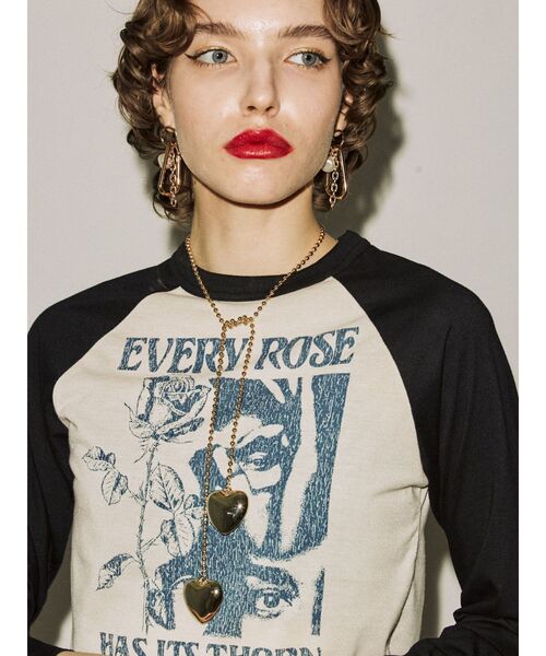 jouetie（ジュエティ）の「ラグランフィットカットソー【ラグランロンT】（Tシャツ/カットソー・レディース・オフホワイト/イエロー/グレー・MEDIUM）」の5枚目の写真