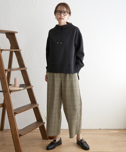 ikka（イッカ）の「【セットアップ対応／親子コーデ】GOKU楽ダンボールニットスピンドルプルオーバー（スウェット・レディース・ベージュ/モカ/ダークグリーン/ピンク/ブラック/スカイブルー・M/S/L）」の7枚目の写真