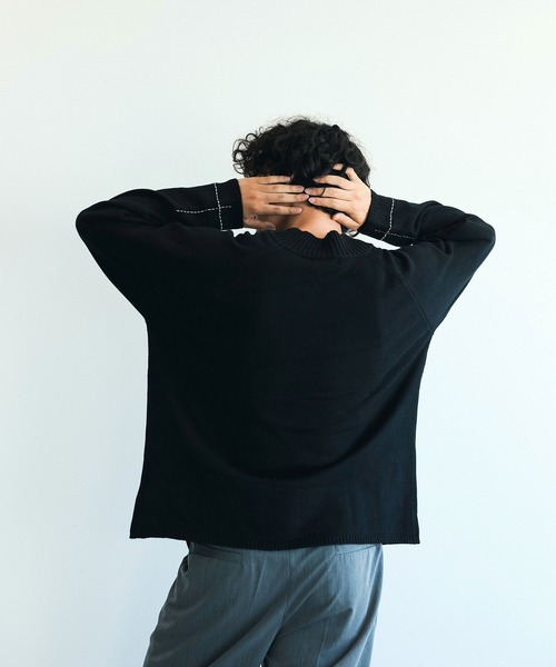 aimoha(アイモハ)の「aimoha men スリーブ十字ステッチオーバーサイズセーター(ニット/セーター・メンズ・ブラック/ホワイト・XL/L/M)」の16枚目の写真