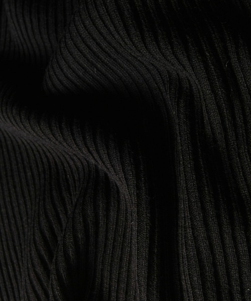 &. NOSTALGIA（アンドドットノスタルジア）の「【ZOZO限定】袖フレアハイネックニットプルオーバー（ニット/セーター・レディース・アイボリー/ブラック/ブラック系その他/ライトグレー・M）」の17枚目の写真