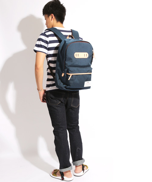 MAKAVELIC(マキャベリック)の「【MAKAVELICK】UNIVERSAL DAYPACK/マキャべリック ユニバーサルデイパック(バックパック/リュック・メンズ・ネイビー/その他1・FREE)」の16枚目の写真