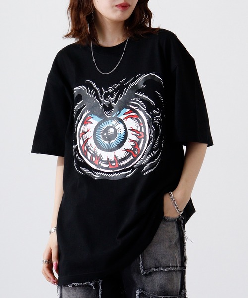 MISHKA（ミシカ）の「MISHKA MISHKA T-SHIRT グラフィックプリント 半袖 Tシャツ（Tシャツ/カットソー・メンズ・サンドベージュ/ダークブラウン/ブラック/ホワイト/ブラック系その他5/ホワイト系その他2/ホワイト系その他3/ホワイト系その他/ブラック系その他2/ブラック系その他4/ブラック系その他/ブラック系その他3/チャコールグレー/ホワイト系その他5/ホワイト系その他4/ライトオリーブ・M/XL/L/2XL）」の8枚目の写真